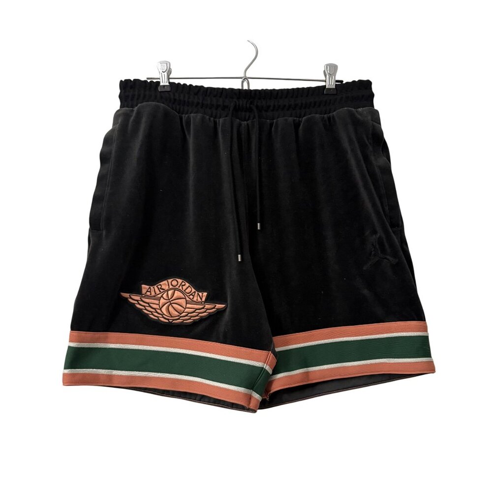 Nike Air Jordan Gold Chain Velour Velvet Shorts Retro Patch Embroidered Medium